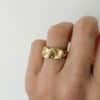 Bague rétro vintage en acier inoxydable de couleur dorée Bijou
