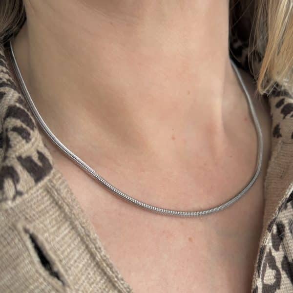 Collier rétro vontage en acier inoxydable argetn bijou en acier inoxydable cadeau de Noel