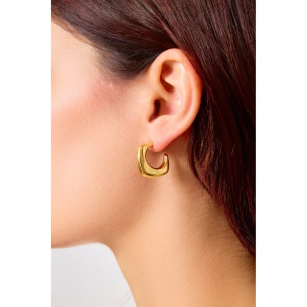 Boucles d’oreilles en acier inoxydable de couleur or, composées de deux créoles carrées , à la fois chic et vintage