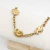 Joli bijou en acier inoxydable, collier composé d’une chaine rétro vintage lisse ainsi que de jolis pendentifs en forme de coquillages et hippocampe Ce bijou est ajustable, réglable. Vous pouvez l’ajuster à la largeur de votre poignet