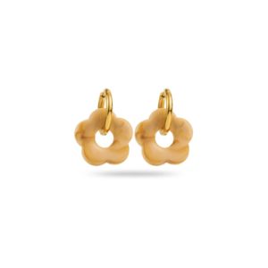 Boucles d’oreilles avec créoles en acier inoxydable doré et petites fleurs en acétate beige