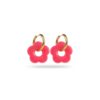 Boucles d’oreilles avec créoles en acier inoxydable doré et petites fleurs en acétate de couleur rose fushia