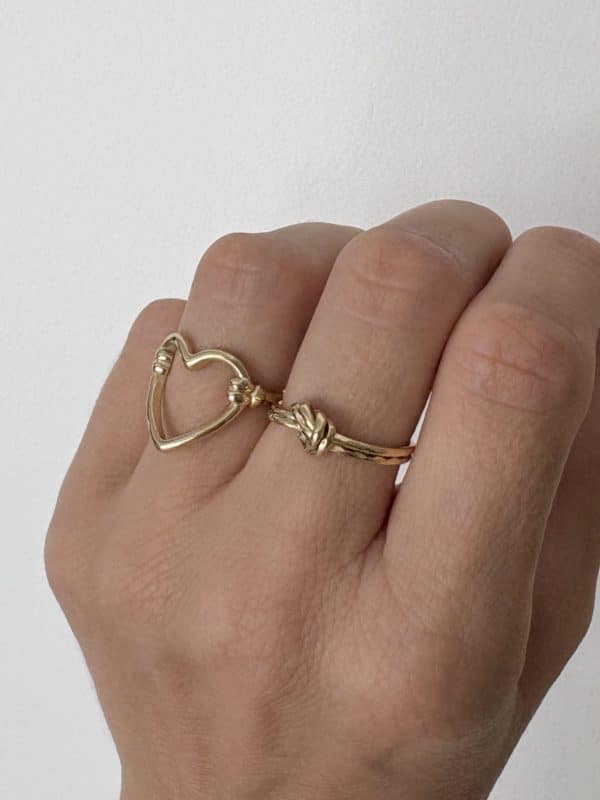 Bague SOLEIA bijou en acier inoxydable doré composée de deux très fins anneaux