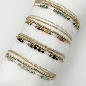 Bracelet double tour en acier inoxydable et perles de rocaille