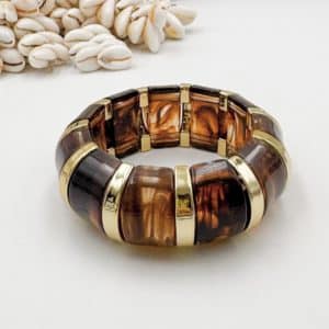 Bracelet monté sur élastique avec perles en acétate de couleur ambre