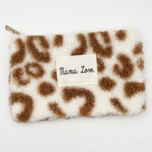 Pochette à message MAMA LOVE à fermeture éclair en PETITES BOUCLETTES à imprimé léopard beige