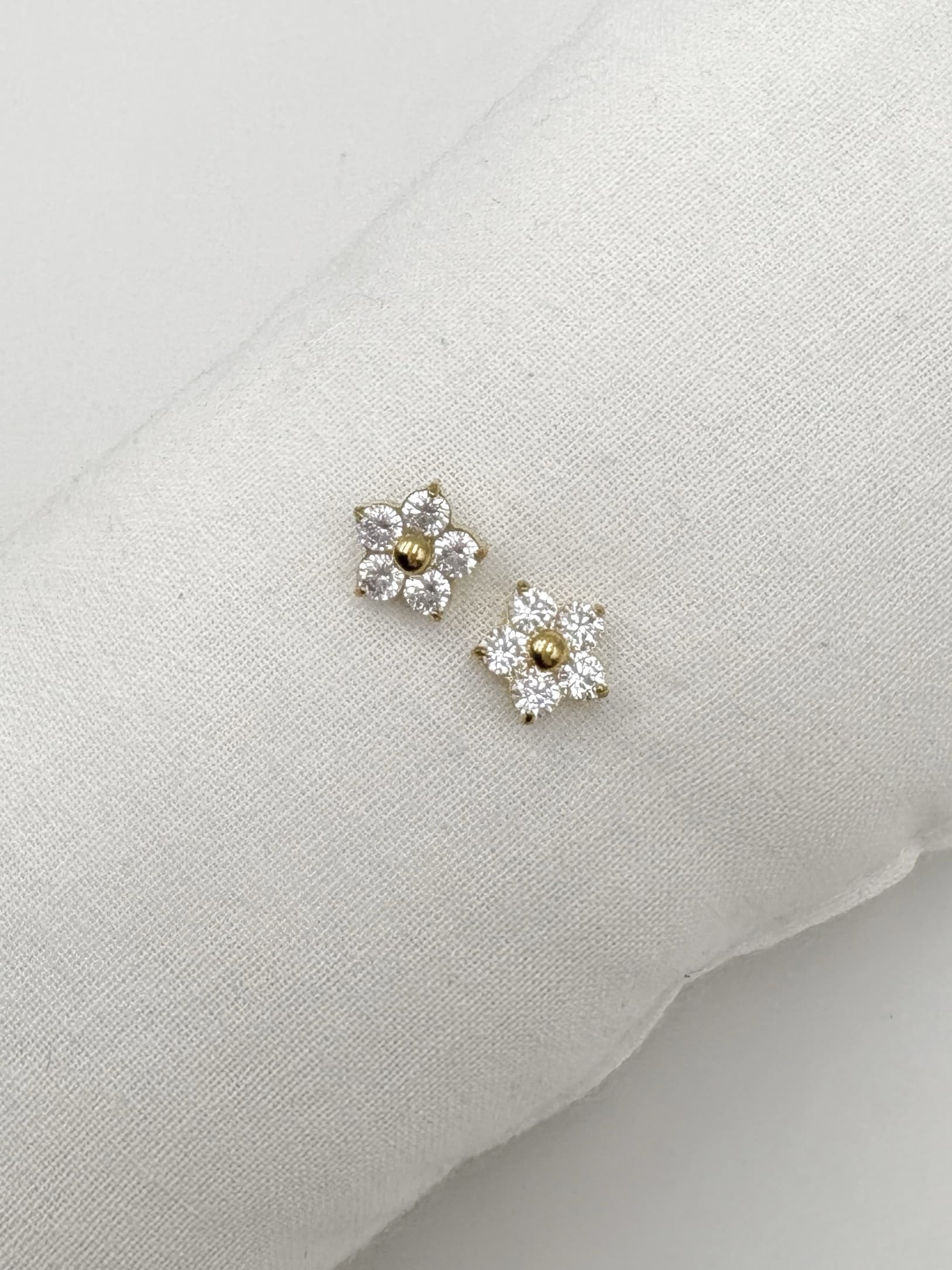 Puces d'oreilles FLORA SHINE - Doré