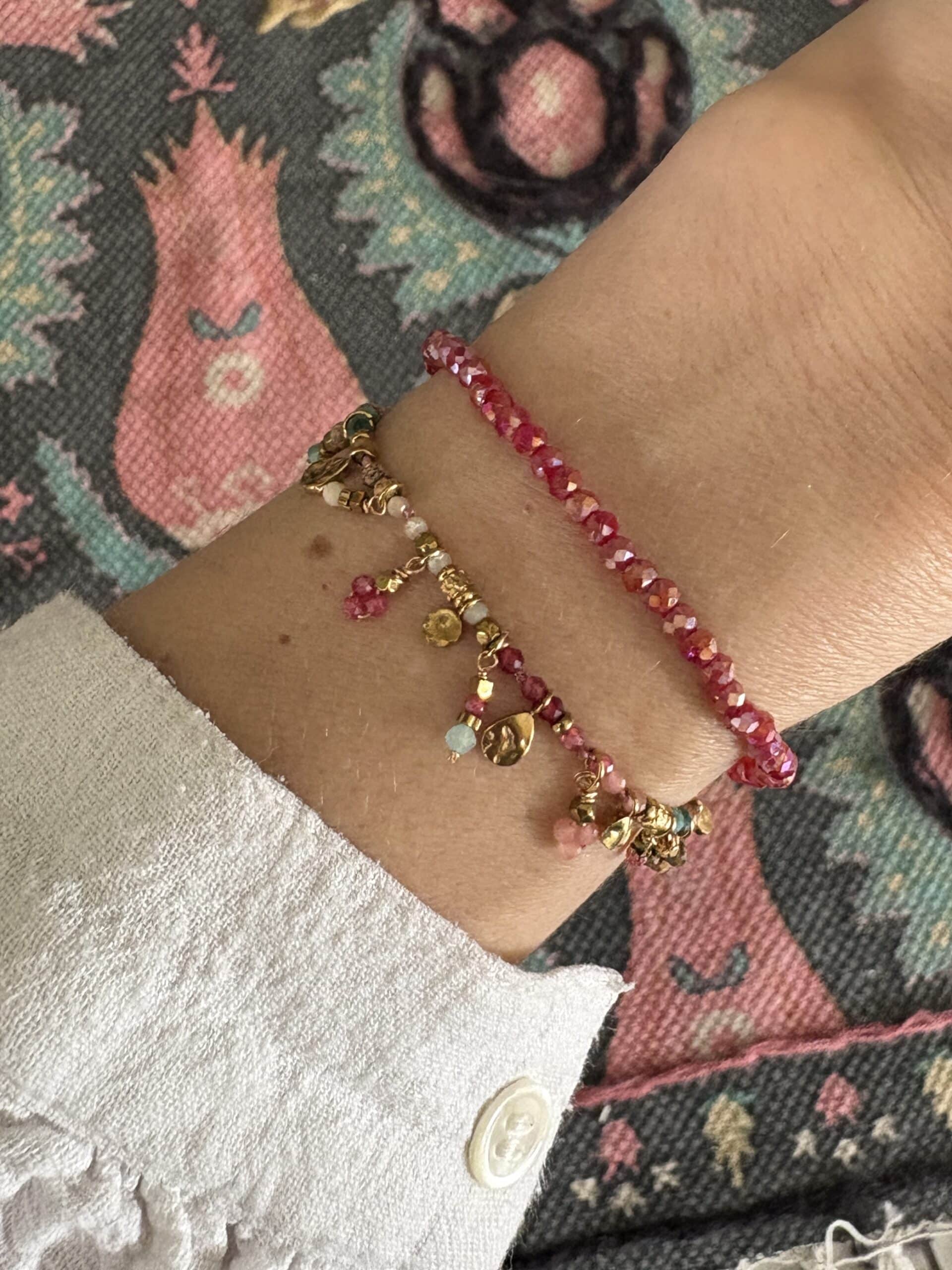 Bracelet ALLI - Doré & Framboise – Image 2