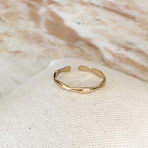 Bague très fine type alliance et acier inoxydable de couleur or