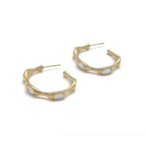 Boucles d'oreilles créoles en acier inoxydable de couleur dorée et pierres naturelle de nacre blanche - Bijou waterproof en acier inoxydable