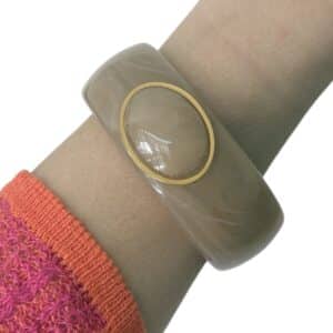 Bracelet manchette en acétate taupe