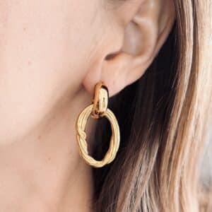 Boucles d’oreilles pendantes LALIE • Doré