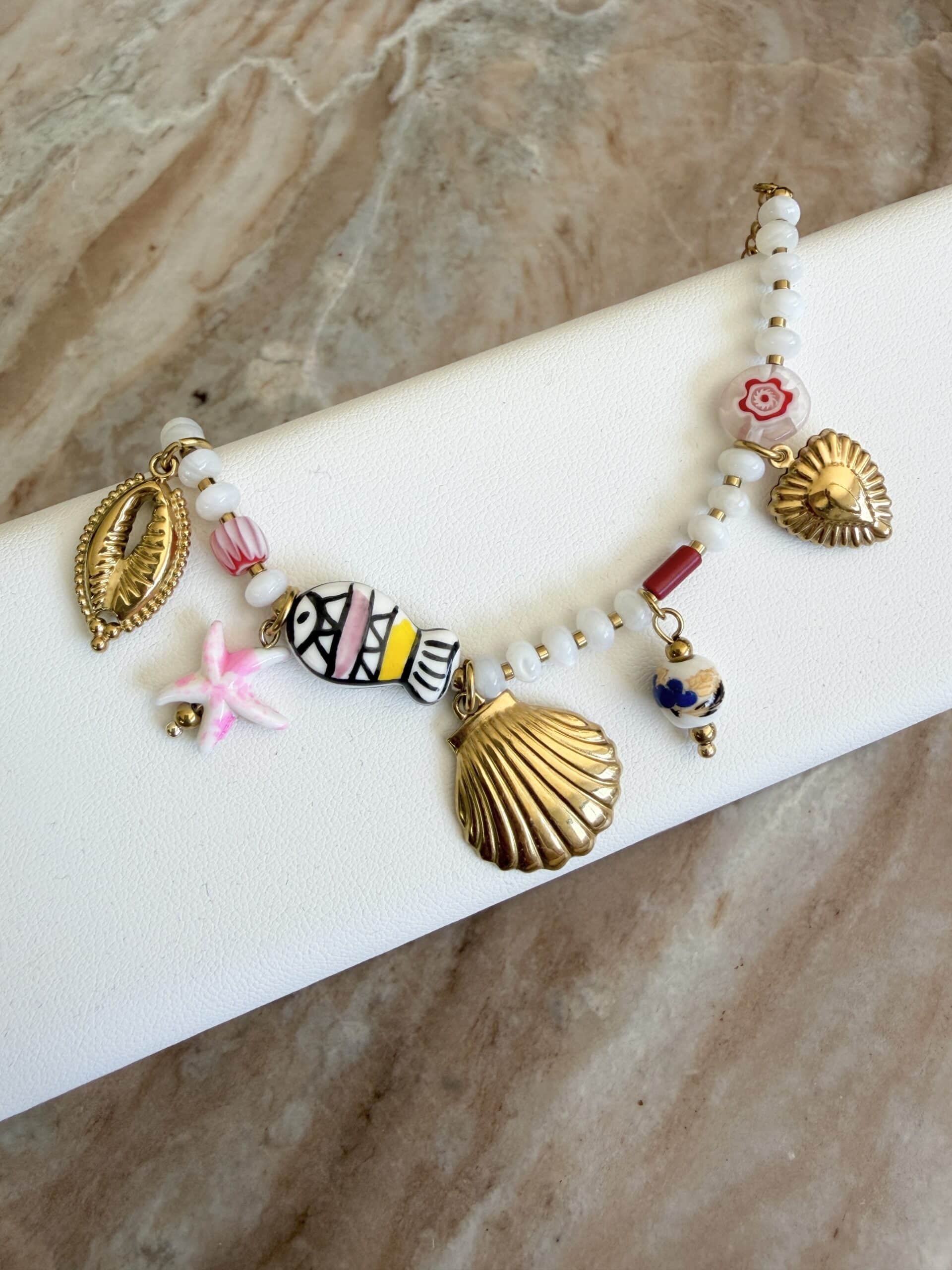 Bracelet avec breloques en céramique et acier inoxydable