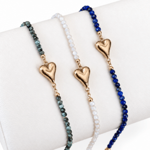 Bracelet coeur en pierres naturelles et acier inoxydable doré - Bijou waterproof la Boutique de Cha 