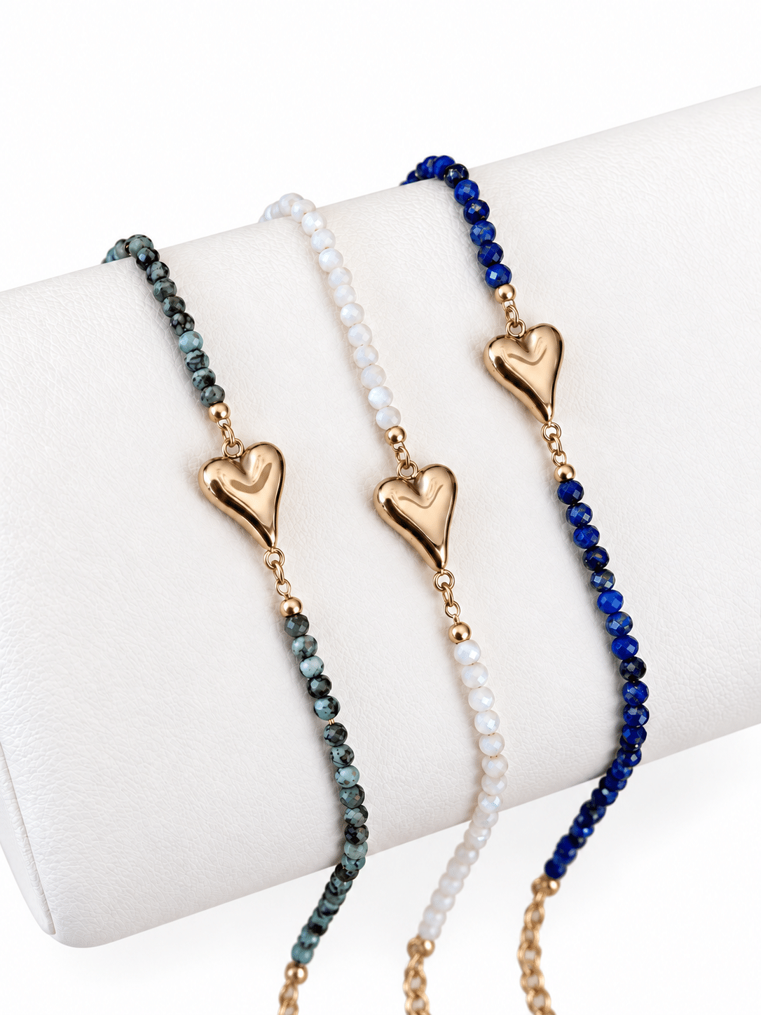 Bracelet coeur en pierres naturelles et acier inoxydable doré - Bijou waterproof la Boutique de Cha